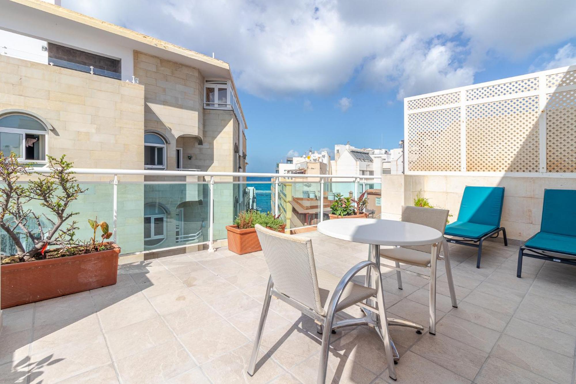 Espectacular Atico Con Terraza A 50 Mt Playa Canteras Las Palmas Exterior photo
