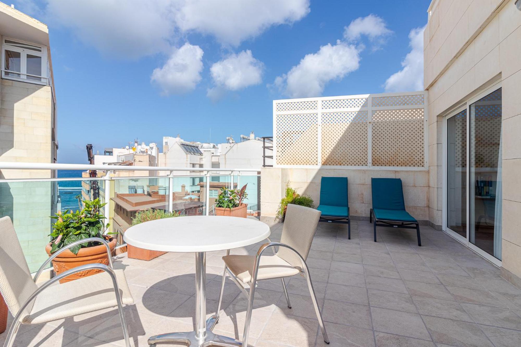 Espectacular Atico Con Terraza A 50 Mt Playa Canteras Las Palmas Exterior photo