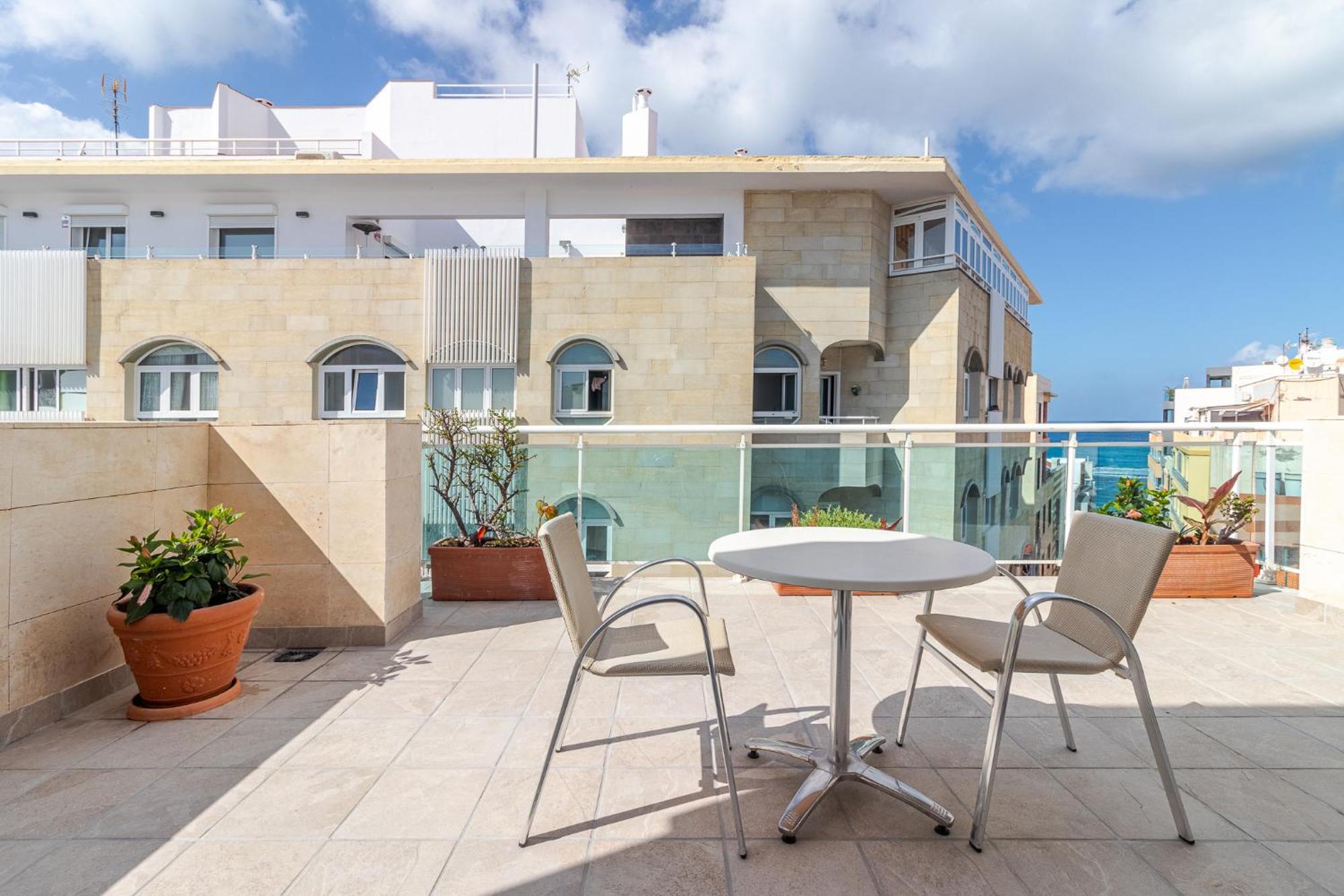 Espectacular Atico Con Terraza A 50 Mt Playa Canteras Las Palmas Exterior photo