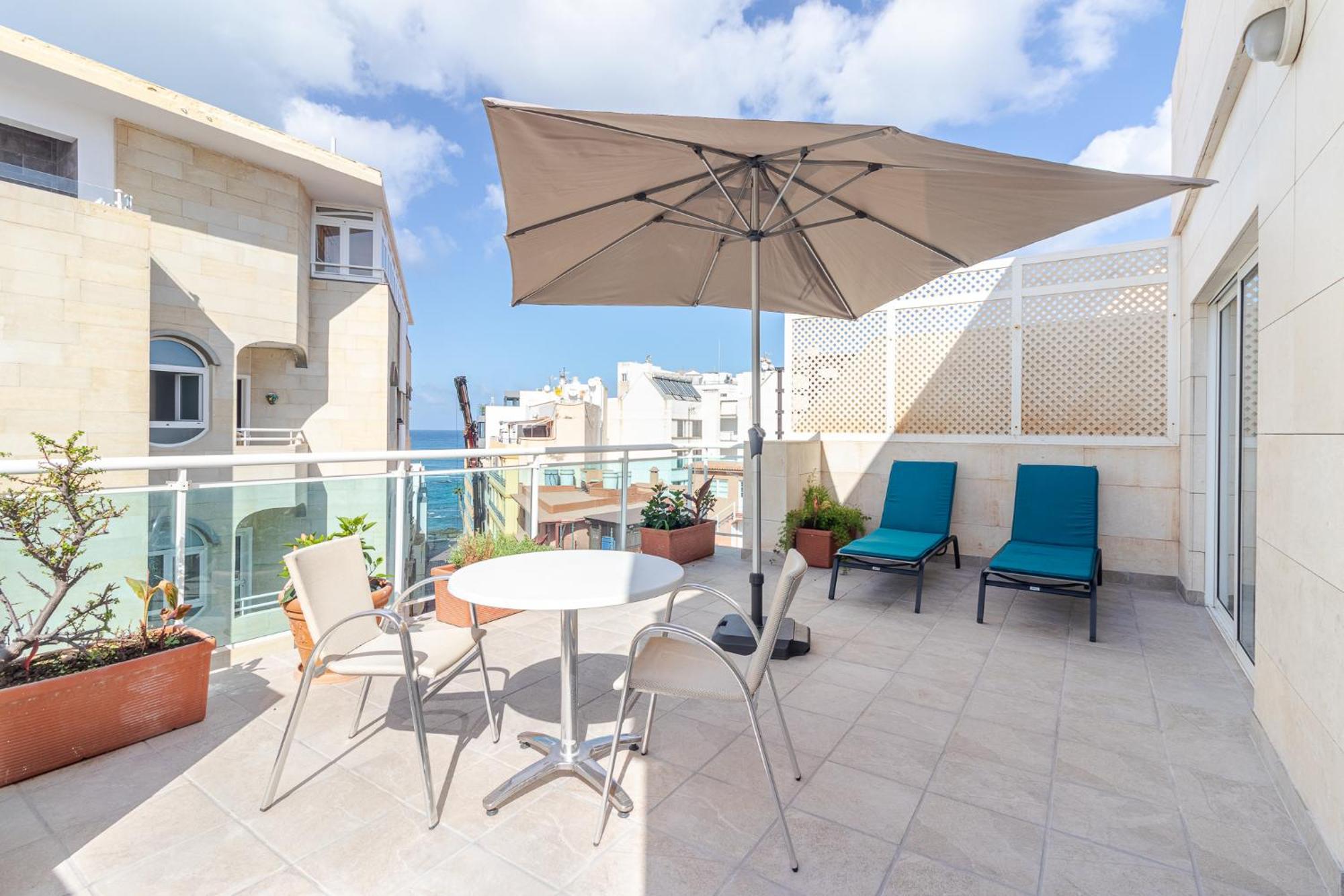 Espectacular Atico Con Terraza A 50 Mt Playa Canteras Las Palmas Exterior photo